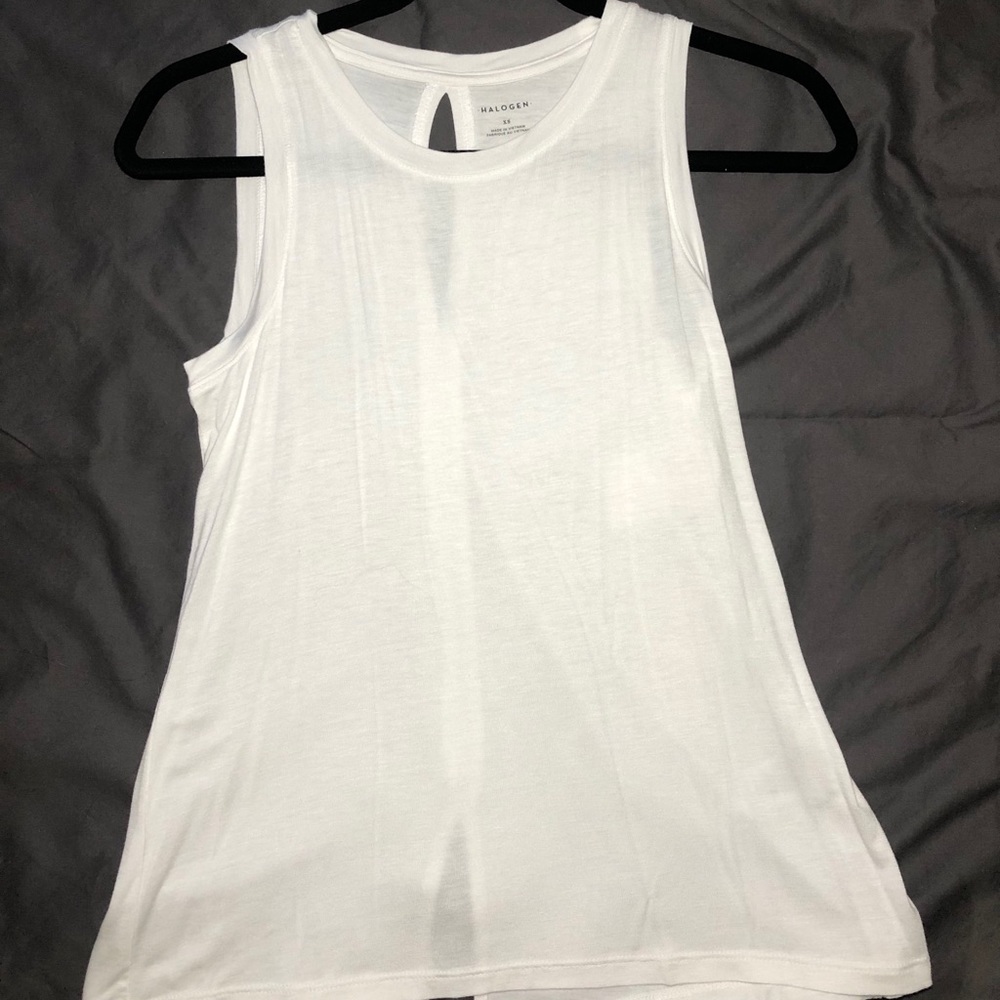 White Tank Top 🤍